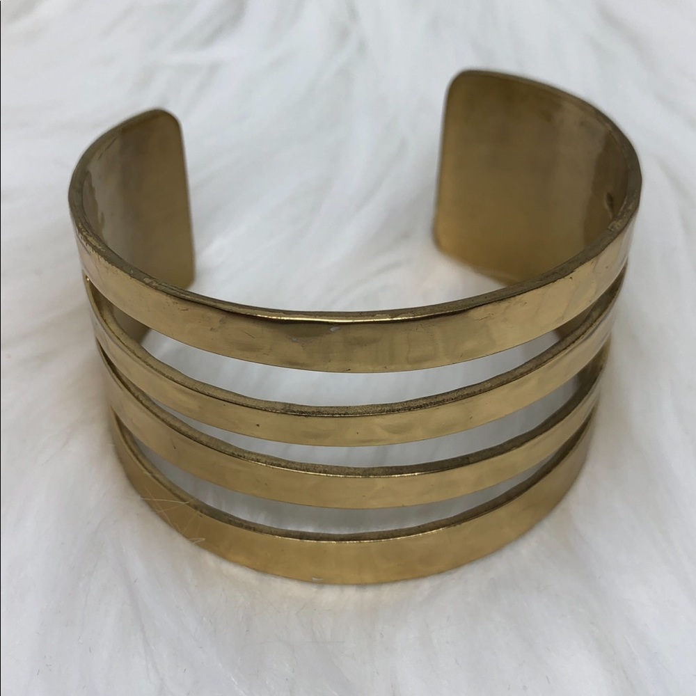NWOT- Gold Tone Rustic Cuff